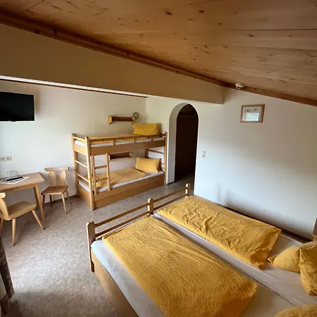 Bed & Breakfast Woelflbauer Saalbach-Hinterglemm