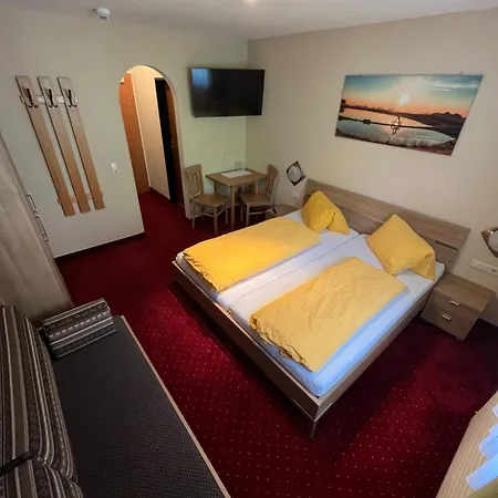 Oda ve Kahvaltı Woelflbauer 3*