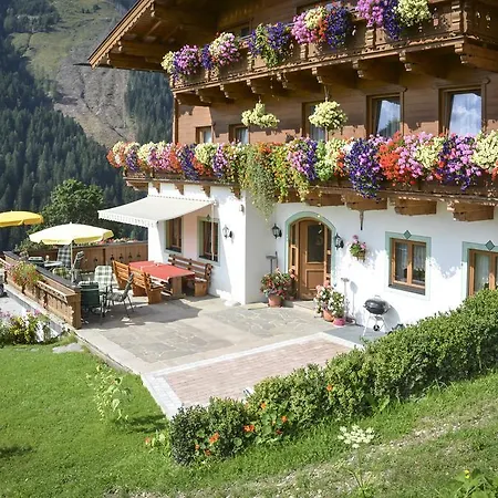 Woelflbauer Oda ve Kahvaltı Saalbach-Hinterglemm