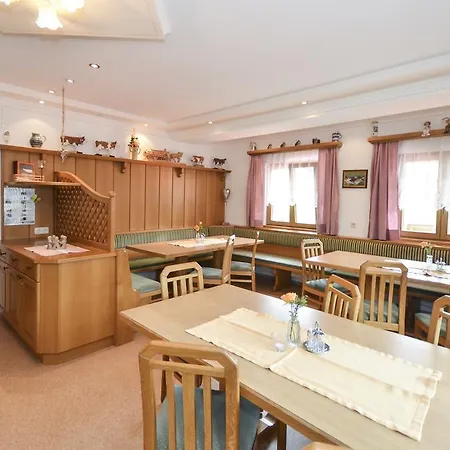 Woelflbauer Oda ve Kahvaltı