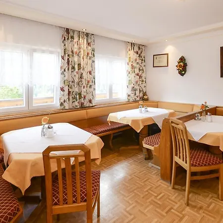 Frühstückspension Wölflbauer *
