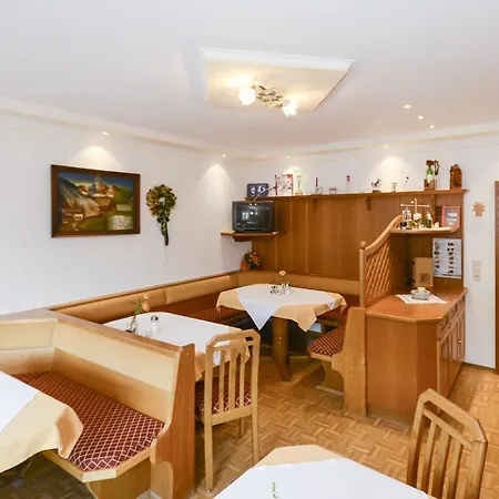 Woelflbauer Oda ve Kahvaltı Saalbach-Hinterglemm